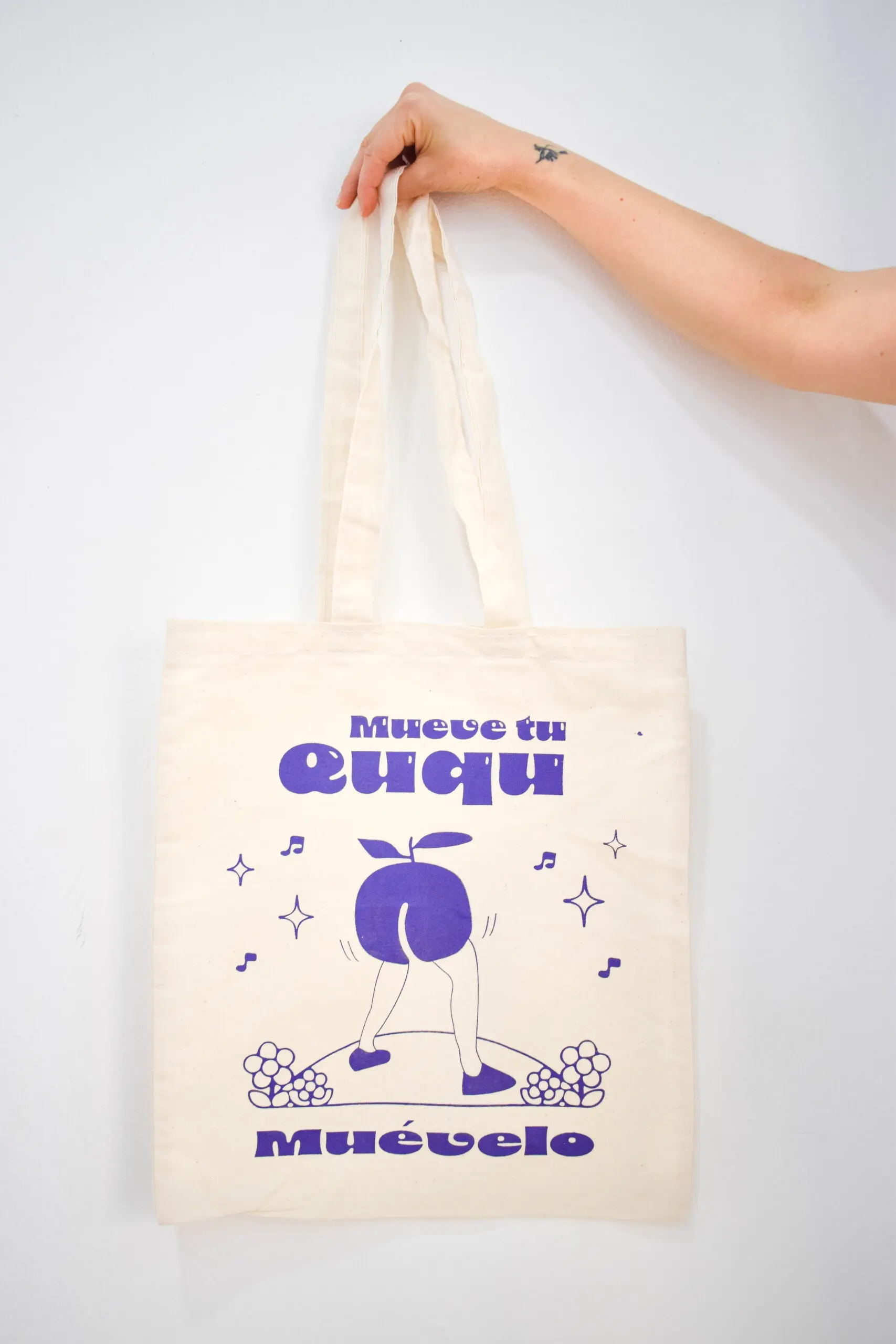 QUQU - Tote bag mueve tu ququ - TB1 2tote bag mueve tu ququ scaled